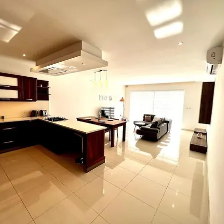 Viewline Seaview Modern 3 Bedroom