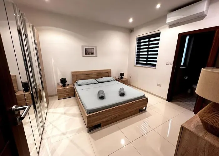 شقة Viewline Seaview Modern 3 Bedroom مرسلوك